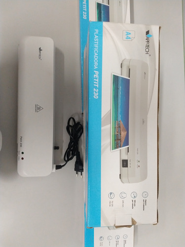 Plastificadora Petit 230 Polaseal A4 110v 2 Cilindro Apptech (Usado)