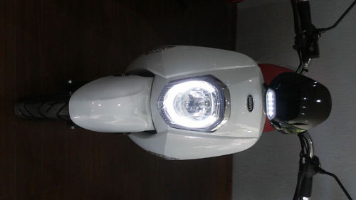 Imagen 22 de 25 de Moto Electrica Grace Scooter Se Patenta 0km Sunra Litio