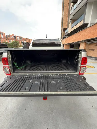Toyota Hilux Srv