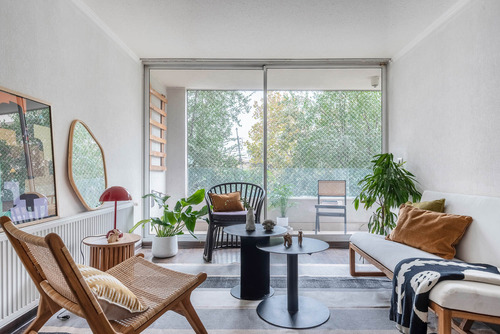 Amplia Cocina Y Terraza, Impecable Y Gran Conectividad