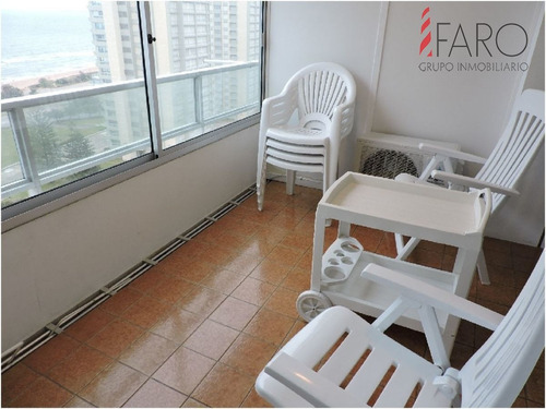 Imagen 3 de 30 de Apartamento De 1 Dormitorio En Torre De La Mansa Con Servicios - Punta Del Este Mansa