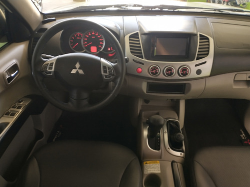 Mitsubishi L200 Triton 3.2 HPE 4X4 CD 16V TURBO INTERCOOLER DIESEL 4P AUTOMÁTICO
