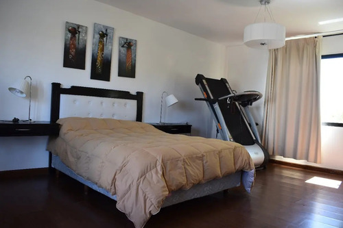 Hermosa Casa A Pasos Del Mar, Disponible Febrero 2021!!