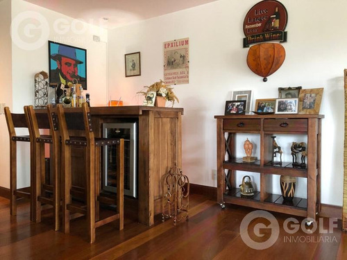Vendo O Alquilo Apartamento De 3 Dormitorios Con 2 Garajes, Área De Playroom Exclusiva, Carrasco