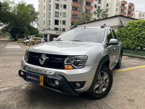 Renault Duster Oroch 2.0 Intens 4X4