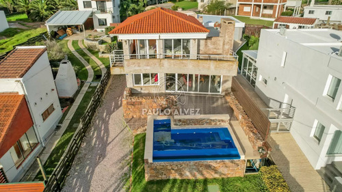 Frente Al Mar!