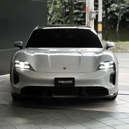 Porsche Taycan Turbo S 2021