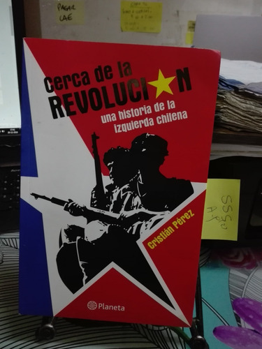 Imagen 1 de 2 de Cerca De La Revolución // Cristián Pérez 