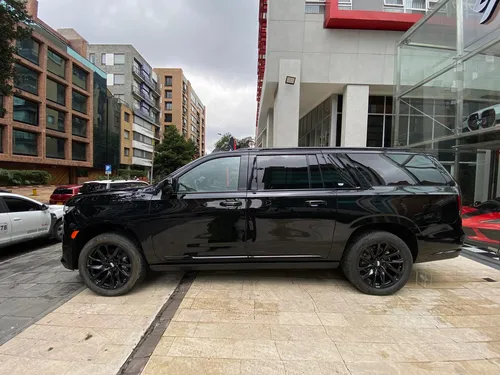 Cadillac Escalade 600d