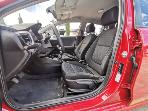 Imagen 11 de 13 de Kia Rio Hb Lx