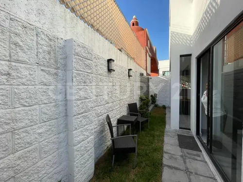 Casa En Venta, 3recámaras, Roof, Cerca De Zerezotla, San Pedro Cholula, Puebla