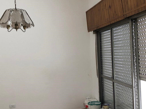 Retasado Local En Esquina Con Deposito Mas Vivienda C/patio
