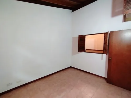 Casa En Venta En El Poblado. Cod V12261