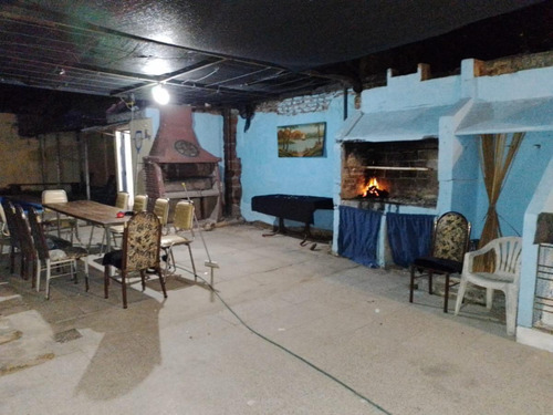 Casa En Venta - 3 Dormitorios 2 Baños - Cochera - 528mts2 - Gregorio De Laferrere, La Matanza