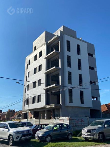 Desarrollo Inmobiliario | 4 Ambientes En Venta, Barrio Constitucion