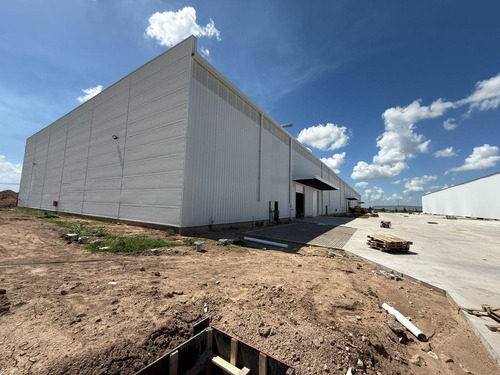 Excelente Nave Industrial Y Logística A Estrenar En El Parque Industrial Ruta 6