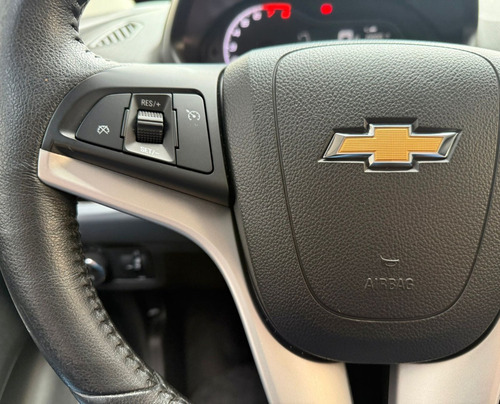 Chevrolet Onix 1.4 Activ Aut. 5p