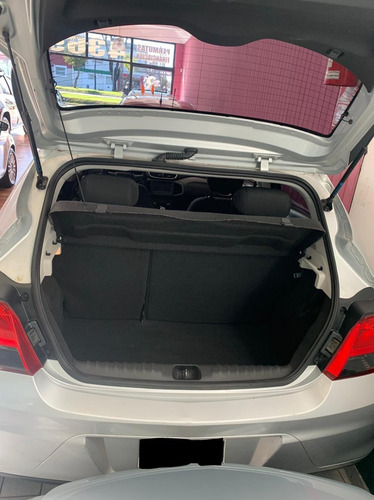 Imagen 3 de 6 de Chevrolet Onix