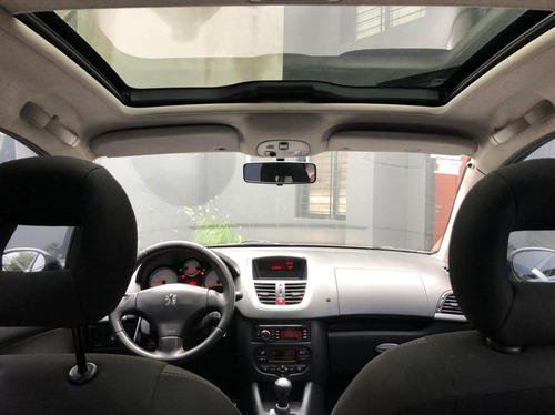 Peugeot 207 1.6 Feline 106cv 2011