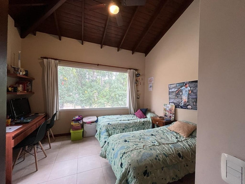 Venta De Triplex Ubicado En Complejo Tridente Pinamar