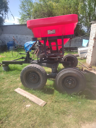 Fertilizadora Massey Ferguson 1300 Tandem