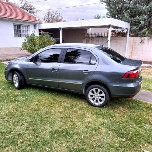 Imagen 4 de 16 de Volkswagen Voyage 1.6 Highline 101cv 2017