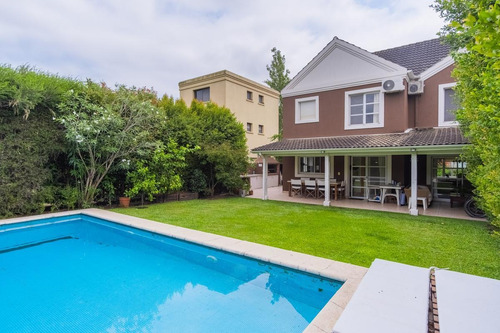 Imagen 9 de 30 de Hermosa Casa En Venta En Rincon Milberg, Barrio Jacaranda. 3 Dormitorios Mas Dependencia