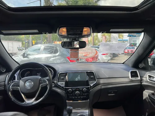 Jeep Grand Cherokee 5.7 Limited Lujo 4x4 At