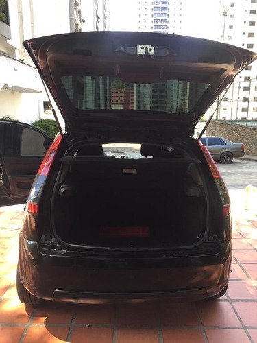 Ford Fiesta 4x2