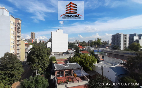 Venta Exclusivo 2 Ambientes 45m2 - Al Frente Con Balcón. Sum. Caseros Centro