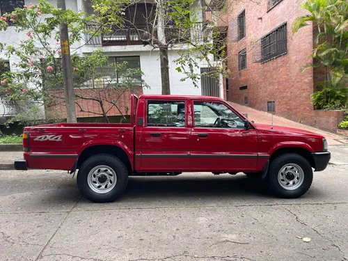 Mazda B2600 2.6 B2600