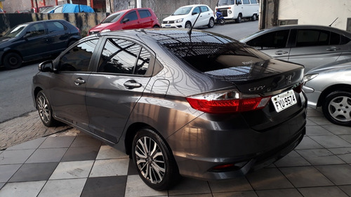 Imagem 2 de 9 de Honda City Lx Cvt 50.000 Km 2018 Cinza