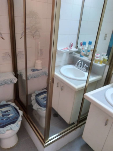 Imagen 10 de 14 de Apartamento Res Los Delfines Ii Catia La Mar La Guaira