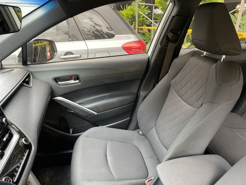Imagen 12 de 16 de Toyota Corolla Cross Xe-i Hybrido 2022