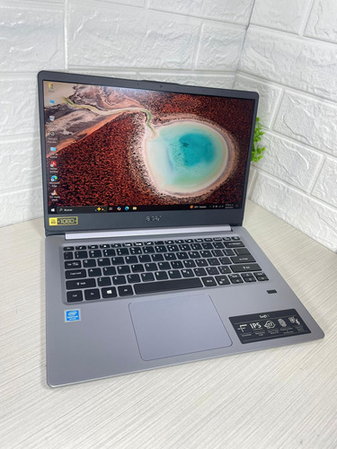 Laptop Acer Swift1 Pentium Silver N5000 128gb Ssd+64gb Ssd Plateado (Reacondicionado)