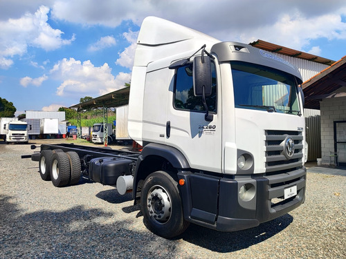 Volkswagen Constellation Vw 24280 Ano 2017 No Chassi
