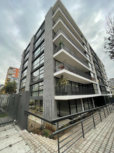 Arriendo Depto 2d 2b, Con Terraza Y Gran Conectividad