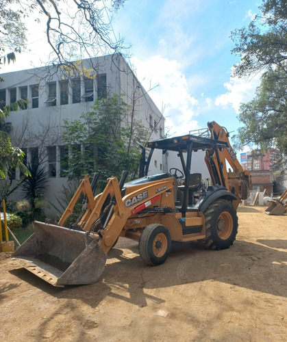 2015 Case 580n Retroexcavadora