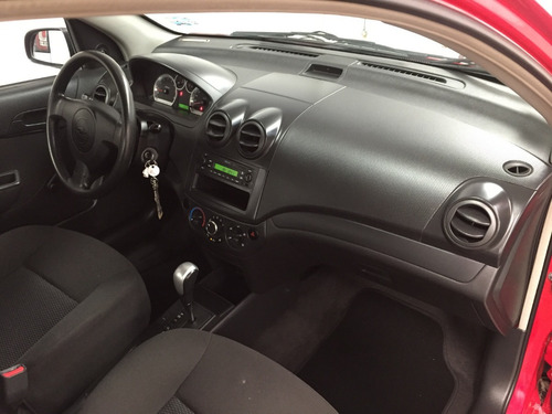 Imagen 9 de 15 de Chevrolet Aveo Ls Aut 2015
