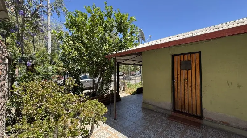 Imagen 4 de 20 de En Venta Amplia Propiedad /gran Terreno / Salvador Allende