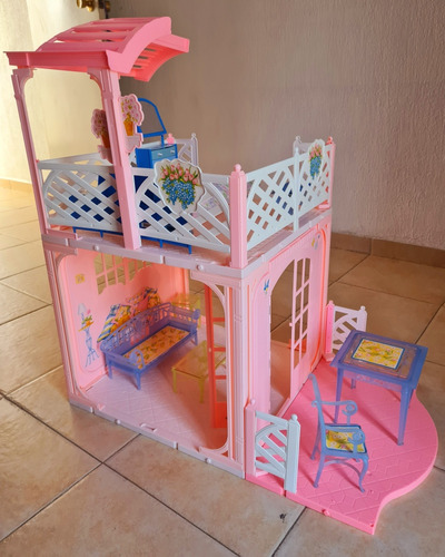 Casa De Verano De Barbie, Con Muebles. (Usado)