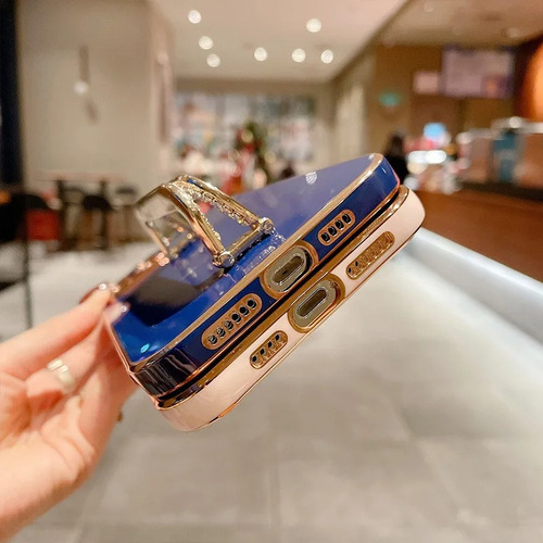 Capinha Genérica iPhone Suporte Strass Bumper 14 Pro Max