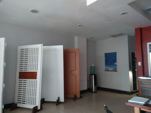 Imagen 11 de 16 de Eloisa Mejia Rentahouse Vende Local En El Parral Valencia 22-9585