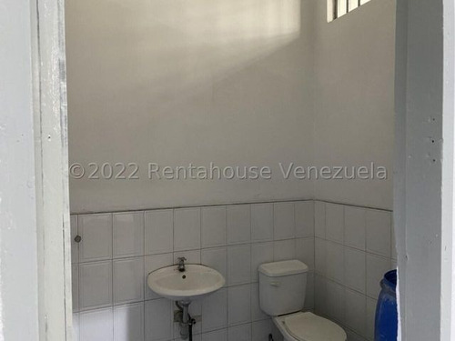 Imagen 11 de 13 de 23-7258 Alquilo Al Oeste De La Ciudad Excelente Local Para Desarrollo Comercial #alquiler#barquisimeto#
