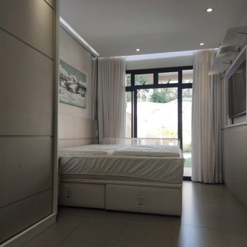Imagem 16 de 19 de Apartamento Com 4 Dormitórios - Guarujá/sp - Ap10922