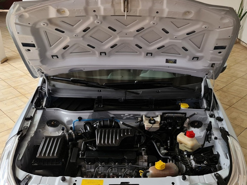 Imagem 7 de 10 de Chevrolet Agile 2010 1.4 Ltz 5p