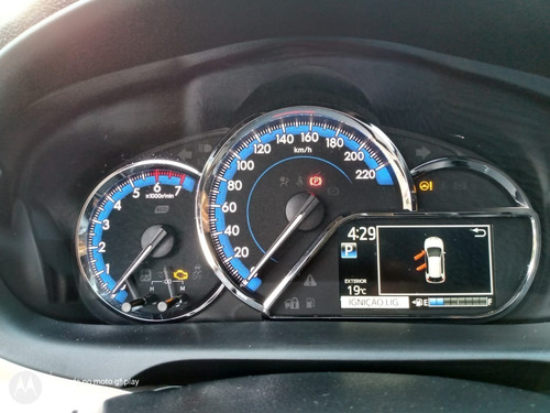 Imagem 10 de 15 de Toyota Yaris Hatch Xls 1.5 Flex 16v 5p Teto Solar Aut Cvt 19