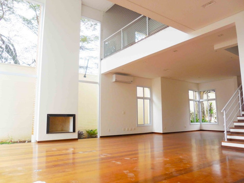 Imagem 3 de 29 de Casa Em Condomínio Com 4 Suítes, Jardim E Piscina No Alto Da Boa Vista - Reo17443