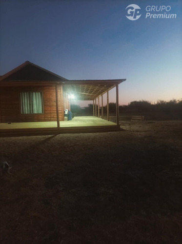Se Vende Parcela Con Casa De 5 Dorm. En Cauquenes