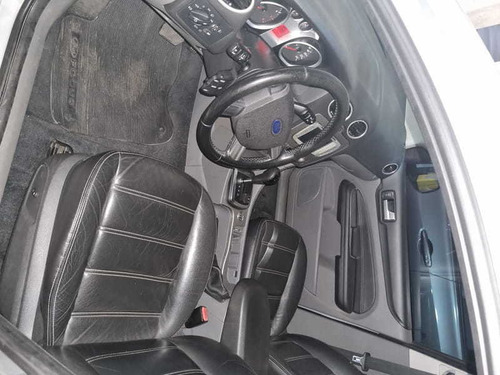 Imagem 8 de 15 de Ford Focus Sedan 2.0 16v 4p 2012